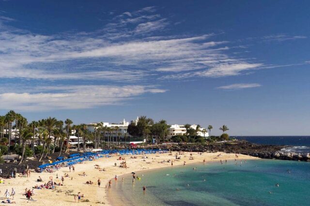 12 BEST Beaches in Lanzarote, Spain (2022 Guide)