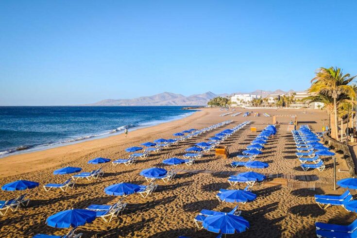 12 BEST Beaches in Lanzarote, Spain (2024 Guide)