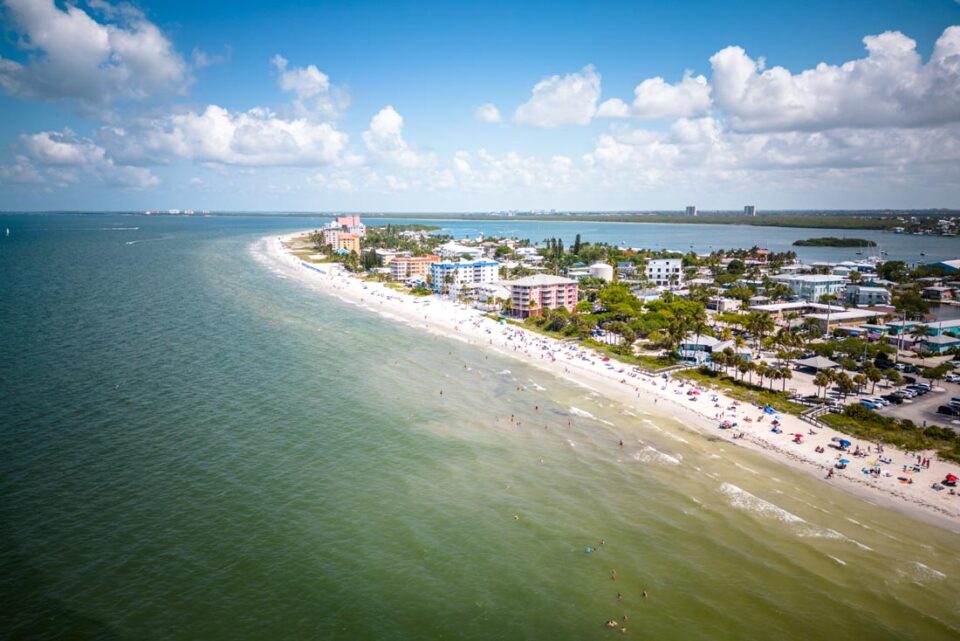 The Ultimate Weekend in Fort Myers Florida (2022 Guide)